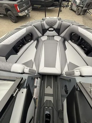 Slide: The Image of Centurion Ri265 2026 - 9