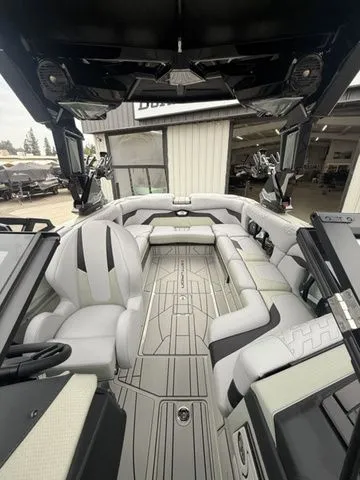 Slide: The Image of Centurion Ri230 2026 - 6