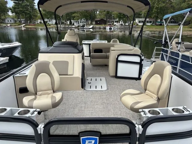 Slide: The Image of Premier 230 Sunsation Angler 4pt 2024 - 5