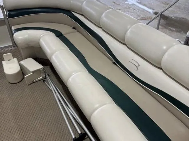 Slide: The Image of Bennington 2575RL 2002 - 19