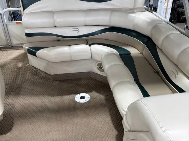 Slide: The Image of Bennington 2575RL 2002 - 24