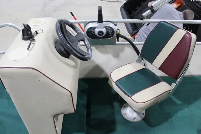 Slide: The Image of Forester Partyfish 2004 - 15