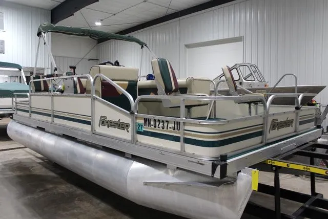 Slide: The Image of Forester Partyfish 2004 - 3