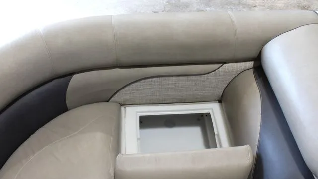 Slide: The Image of Premier 240 Alante PTX 2018 - 14