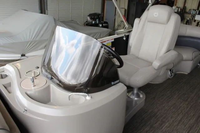 Slide: The Image of Premier 240 Alante PTX 2018 - 25