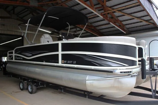 Slide: The Image of Premier 240 Alante PTX 2018 - 4