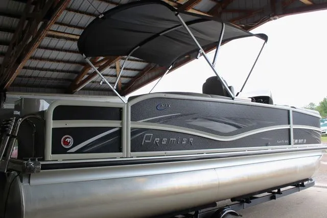 Slide: The Image of Premier 240 Alante PTX 2018 - 5