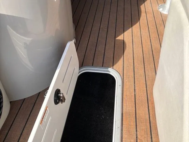 Slide: The Image of Premier 230 Solaris RF CL 2019 - 15