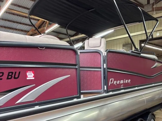 Slide: The Image of Premier 230 Solaris RF CL 2019 - 2