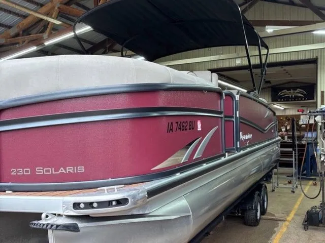 Slide: The Image of Premier 230 Solaris RF CL 2019 - 24