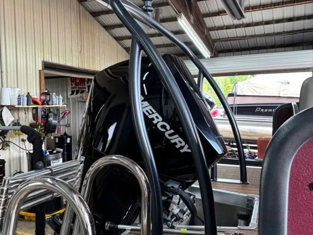 Slide: The Image of Premier 230 Solaris RF CL 2019 - 31