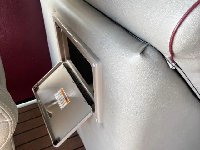 Slide: The Image of Premier 230 Solaris RF CL 2019 - 39