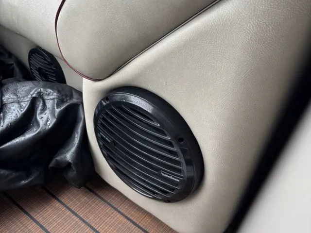 Slide: The Image of Premier 230 Solaris RF CL 2019 - 41