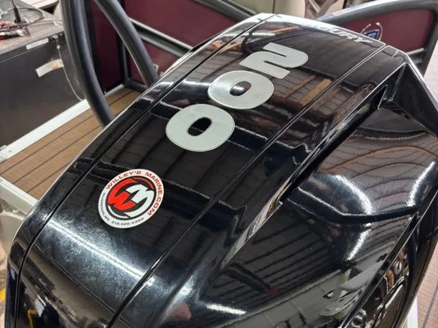 Slide: The Image of Premier 230 Solaris RF CL 2019 - 7