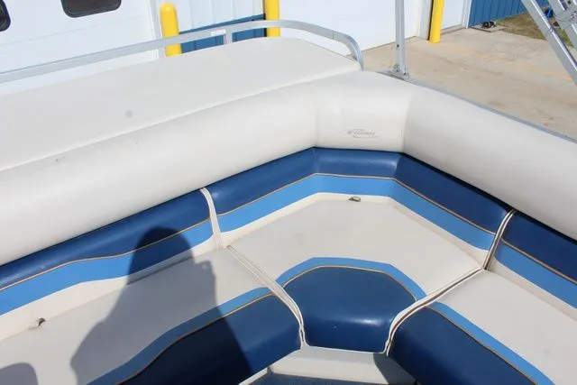 Slide: The Image of Sylvan 820 Elite 2000 - 30