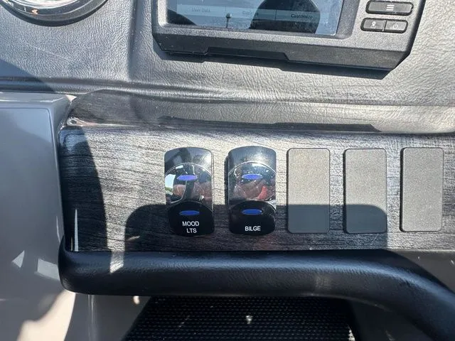 Slide: The Image of Tahoe 2585 CASCADE QUAD LOUNGER 2021 - 24