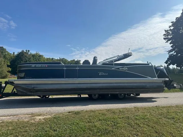 Slide: The Image of Tahoe 2585 CASCADE QUAD LOUNGER 2021 - 6