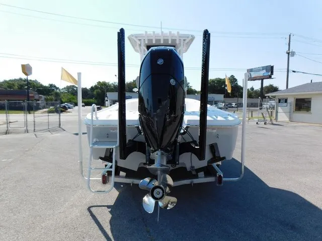 Slide: The Image of Blazer Bay 2700 Hybrid 2026 - 4