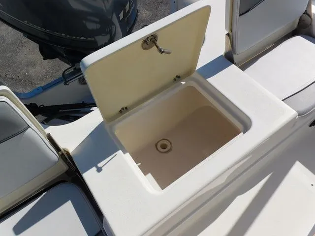 Slide: The Image of NauticStar 195 Bay 2021 - 21