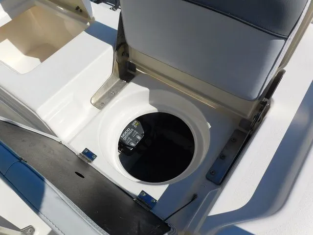 Slide: The Image of NauticStar 195 Bay 2021 - 22