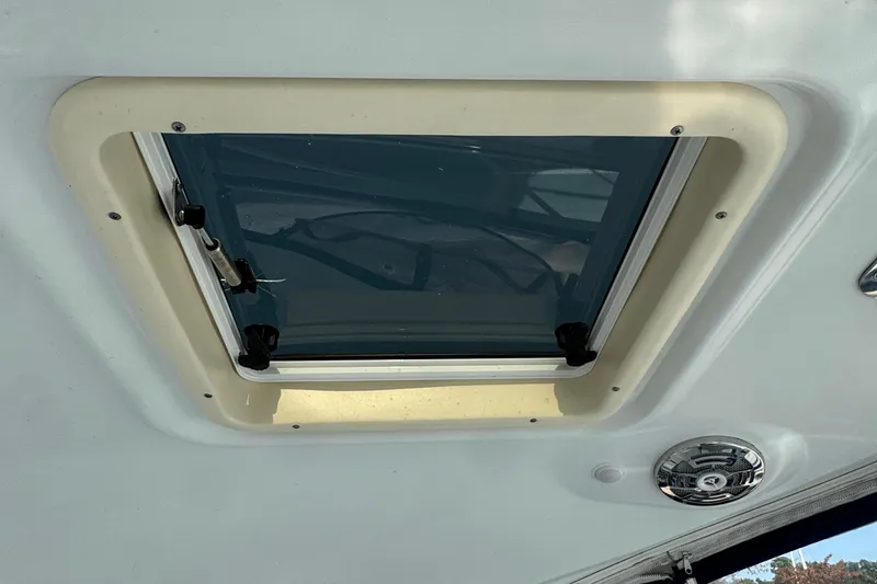 Slide: The Image of Hatch window on 2011 Formula 37 Performance Cruiser boat ceiling. - 39