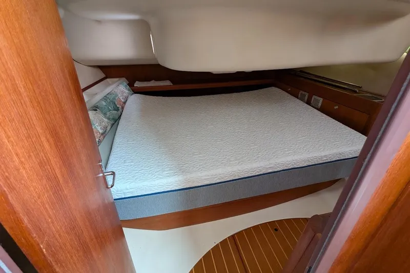 Slide: The Image of Aft Cabin - 6