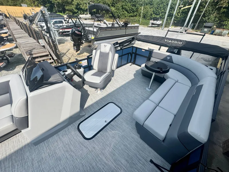 Slide: The Image of Viaggio V20C 2025 - 8