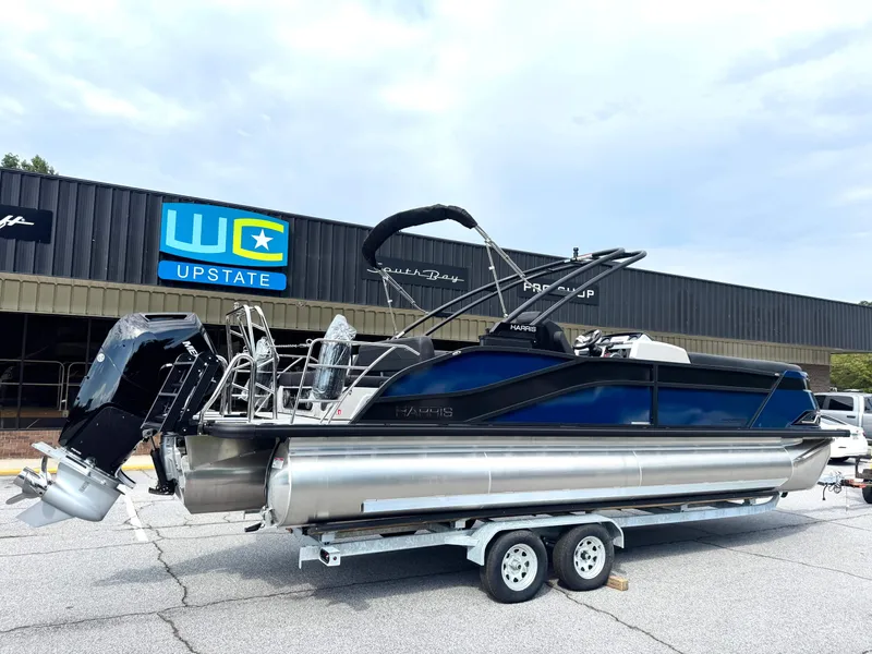 Slide: The Image of Harris Grand Mariner 250 2026 - 3