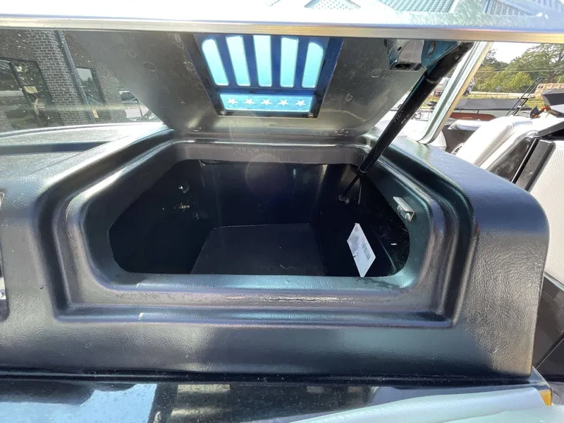 Slide: The Image of MasterCraft X25 2014 - 34