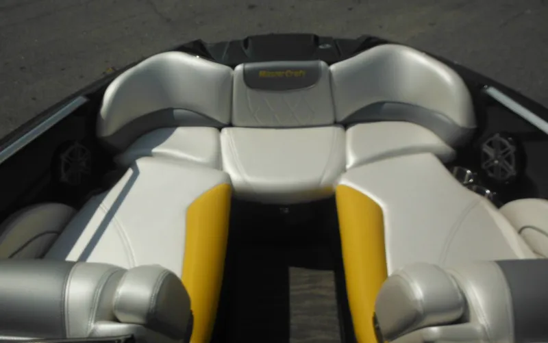 Slide: The Image of MasterCraft X25 2014 - 39