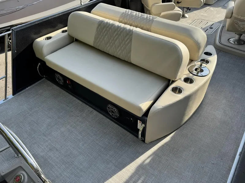 Slide: The Image of Premier Grand Majestic RL 270 2020 - 10