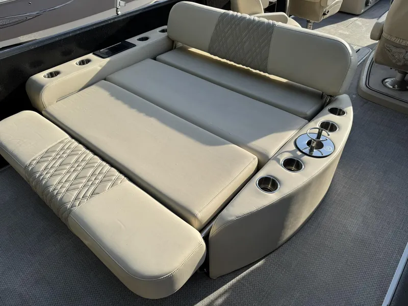 Slide: The Image of Premier Grand Majestic RL 270 2020 - 11