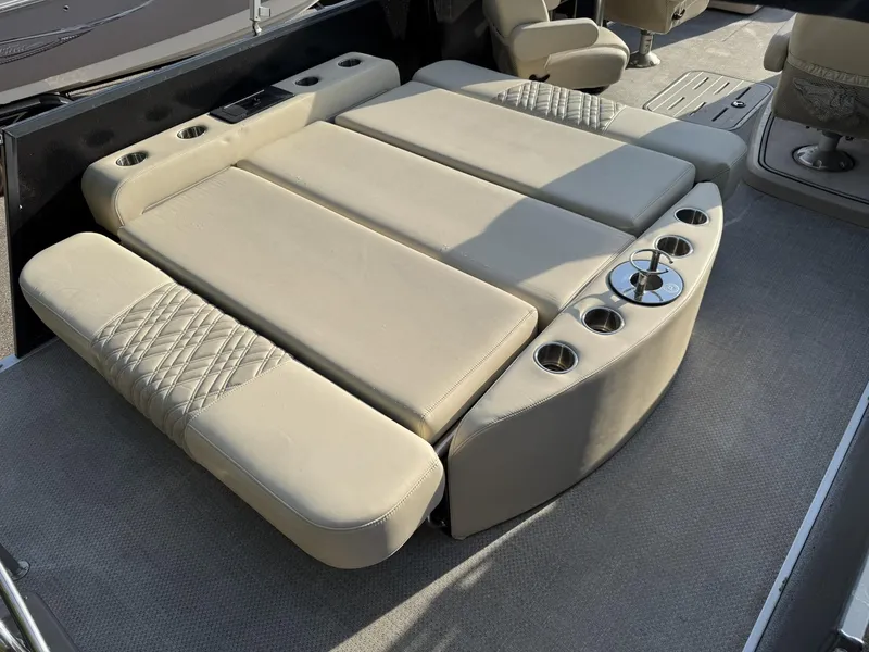 Slide: The Image of Premier Grand Majestic RL 270 2020 - 21