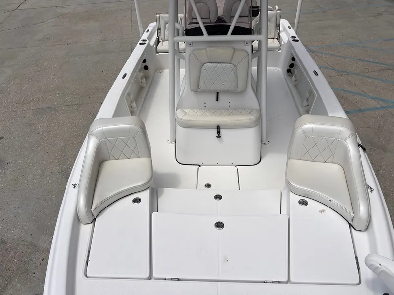 Slide: The Image of Blue Wave 2200 PureBay 2019 - 16