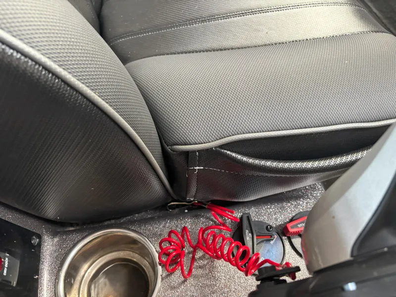 Slide: The Image of Skeeter FXR20 Limited 2025 - 10