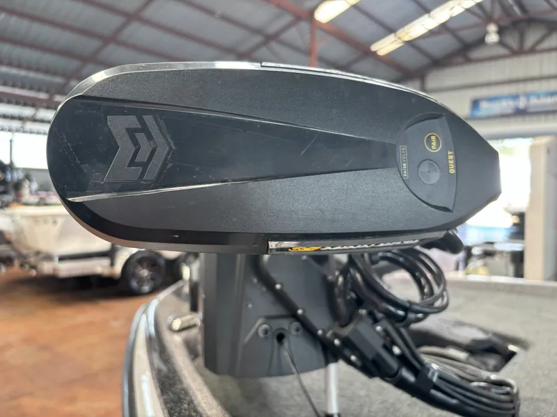 Slide: The Image of Skeeter FXR20 Limited 2025 - 6