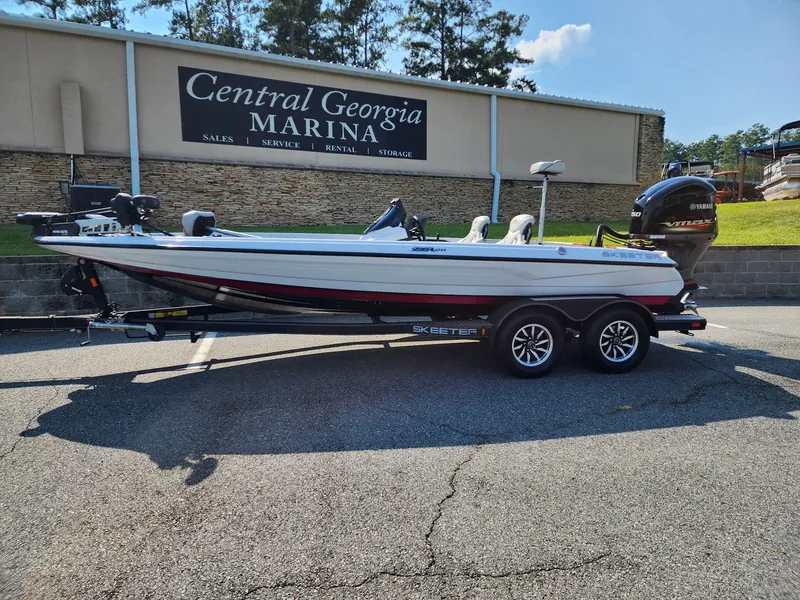 The Image of Skeeter ZXR20 2021 - 1