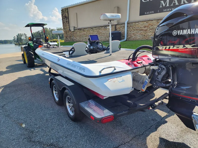 Slide: The Image of Skeeter ZXR20 2021 - 2