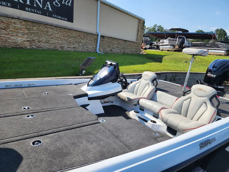 Slide: The Image of Skeeter ZXR20 2021 - 3