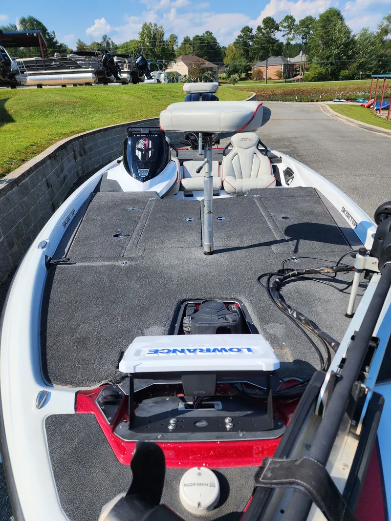 Slide: The Image of Skeeter ZXR20 2021 - 4