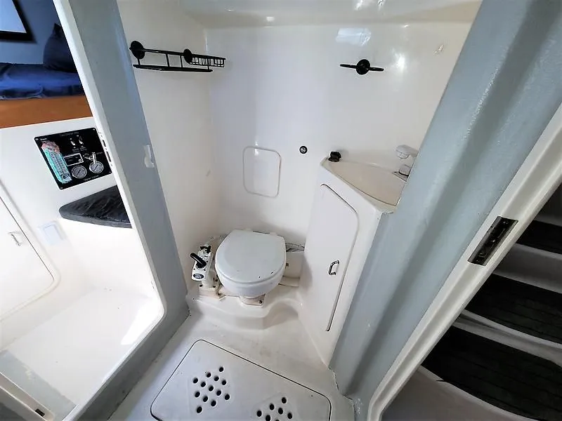 Slide: The Image of Voyage Maxim 380 2004 - 16