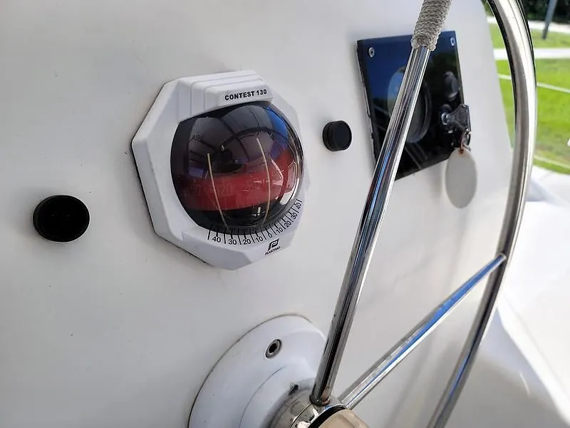 Slide: The Image of Voyage Maxim 380 2004 - 23