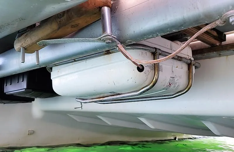 Slide: The Image of Voyage Maxim 380 2004 - 44