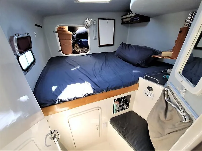 Slide: The Image of Voyage Maxim 380 2004 - 9