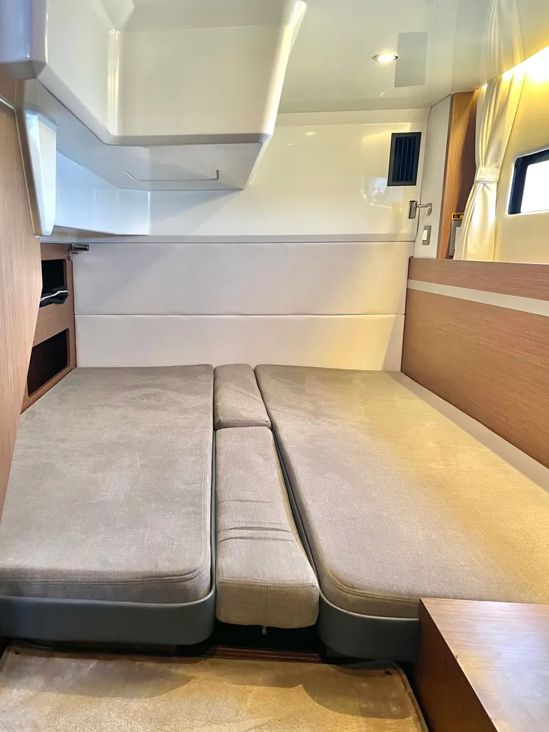 Slide: The Image of Beneteau Antares 12 2024 - 101