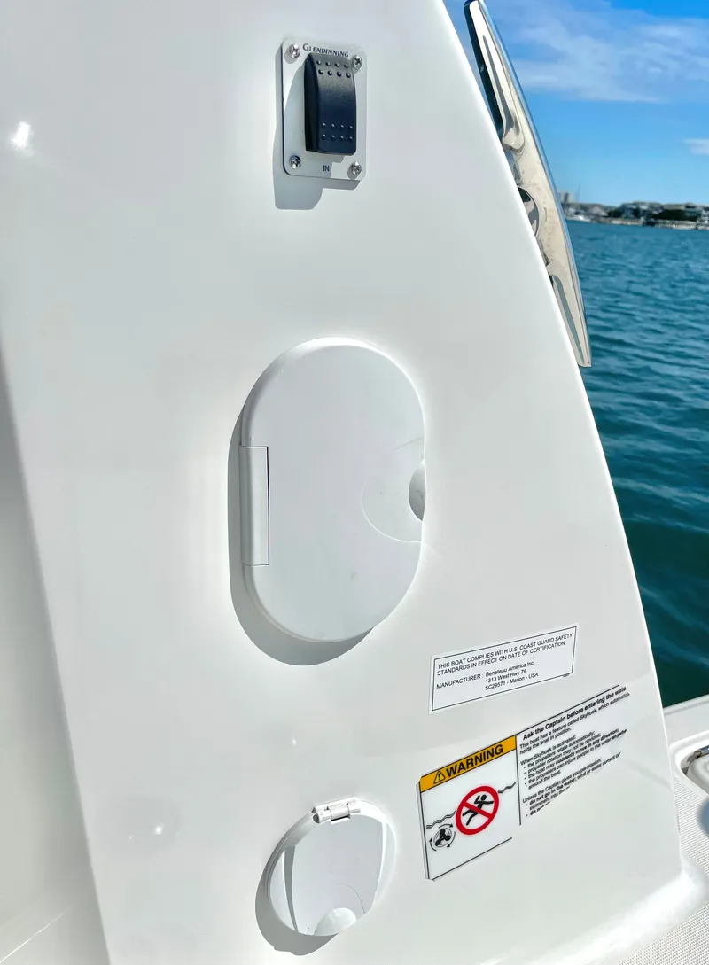 Slide: The Image of Beneteau Antares 12 2024 - 109