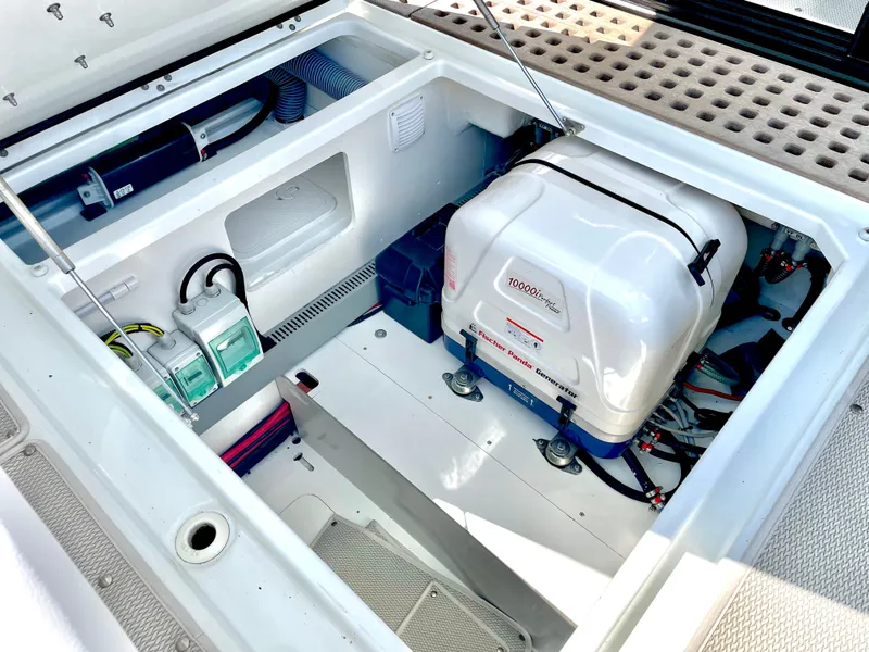 Slide: The Image of Beneteau Antares 12 2024 - 112