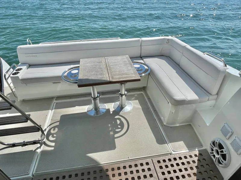 Slide: The Image of Beneteau Antares 12 2024 - 17