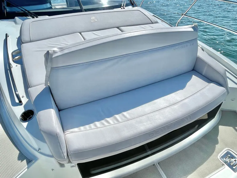 Slide: The Image of Beneteau Antares 12 2024 - 26