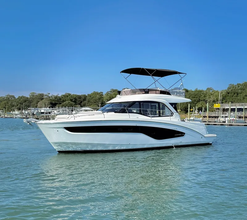 Slide: The Image of Beneteau Antares 12 2024 - 3